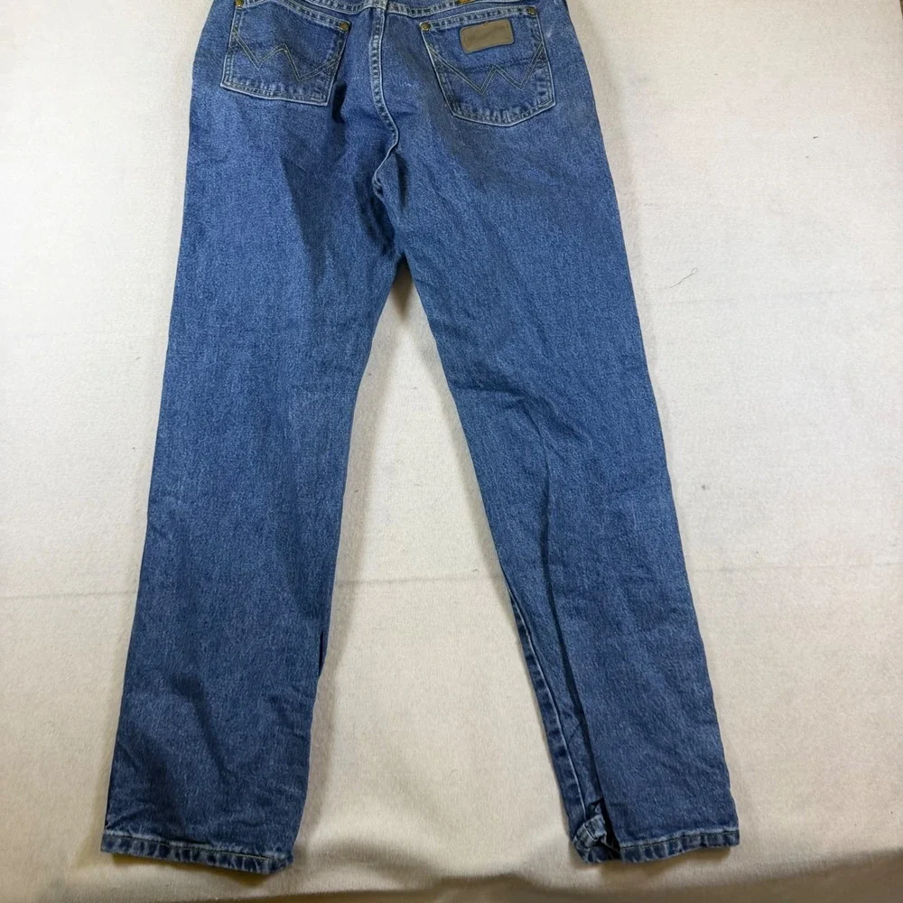 Wrangler 1013MGS Mens Medium Wash Blue Straight Leg Denim Jeans 32x32